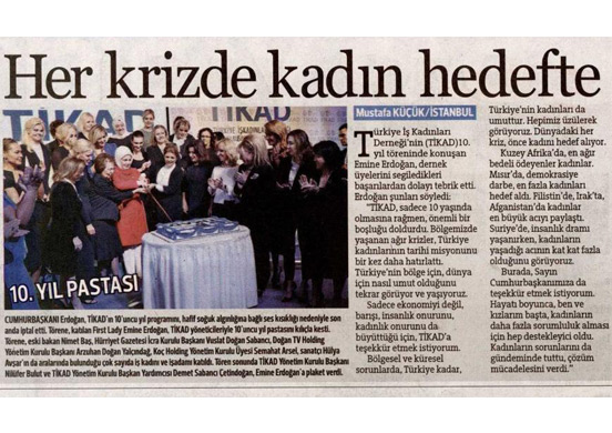 Her krizde kadın hedefte