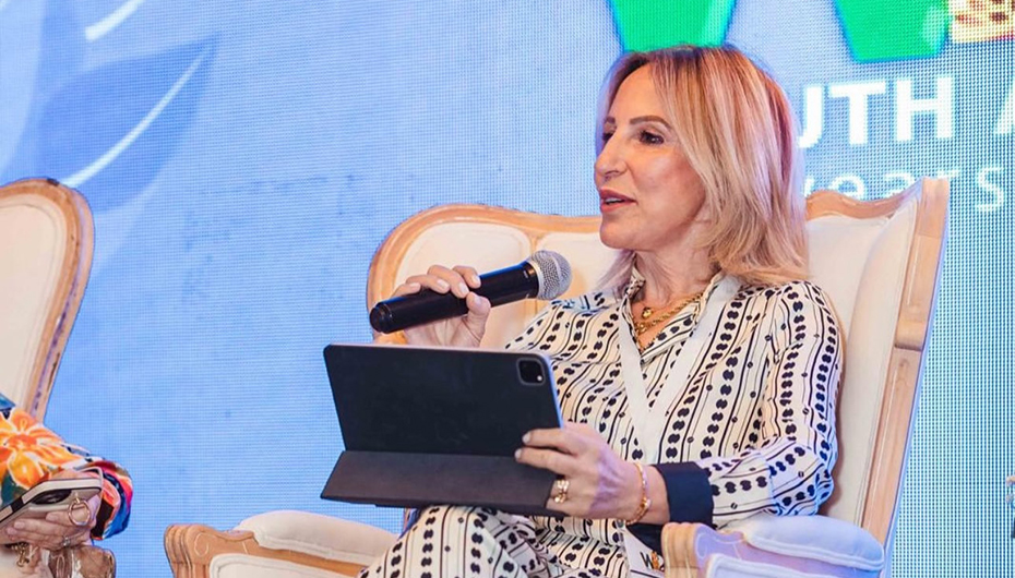 Zirvede, W20 Türkiye Dönem Başkanı Esin Güral Argat da güçlü bir konuşma yaparak, kadınların ekonomik hayatta daha etkin yer alması için atılması gereken adımları vurguladı.